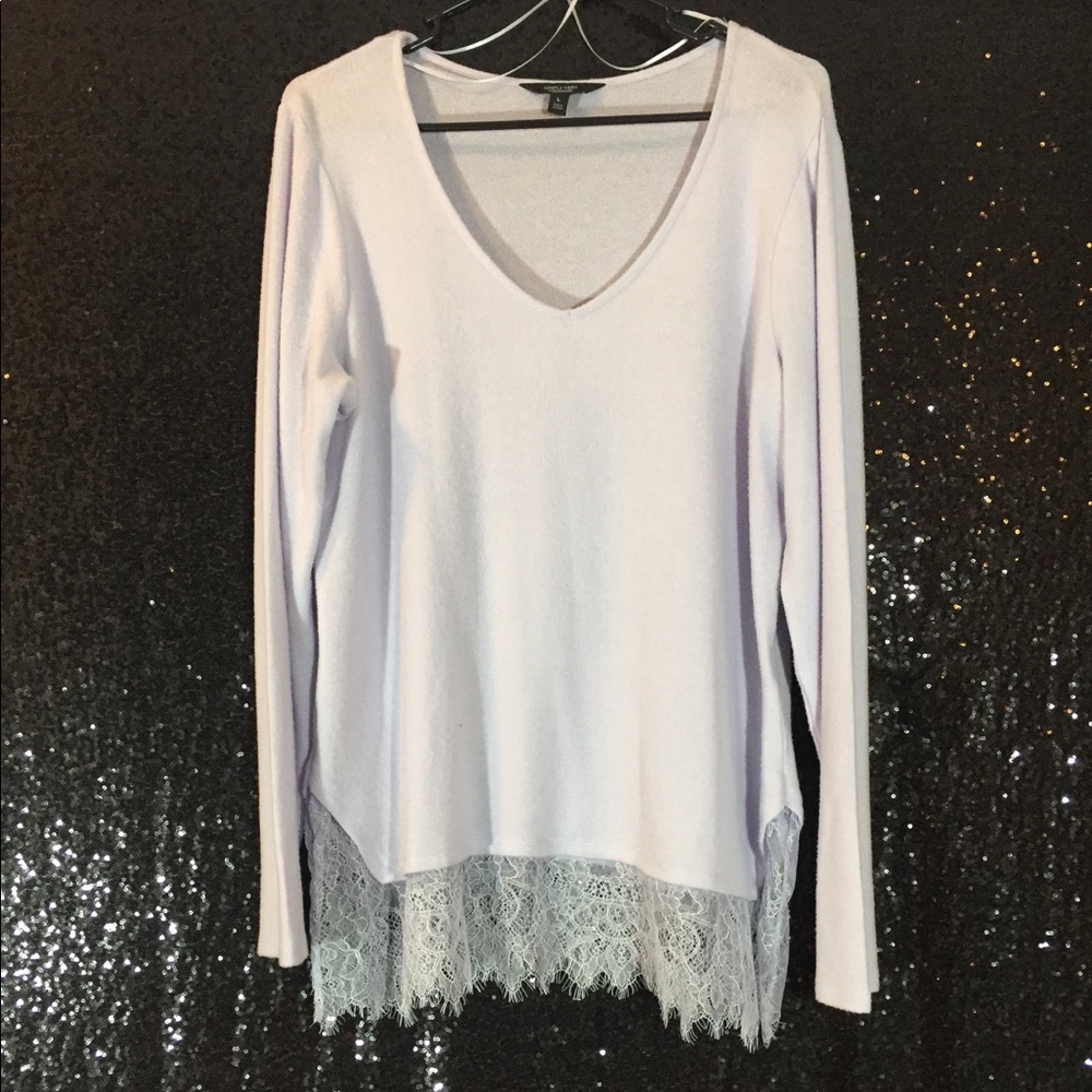 Vera Wang lavender shirt